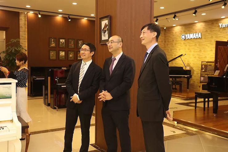 连云港利来w66钢琴旗舰体验店开业庆典暨利来w66艺术家鲍释贤钢琴独奏音乐会圆满落幕