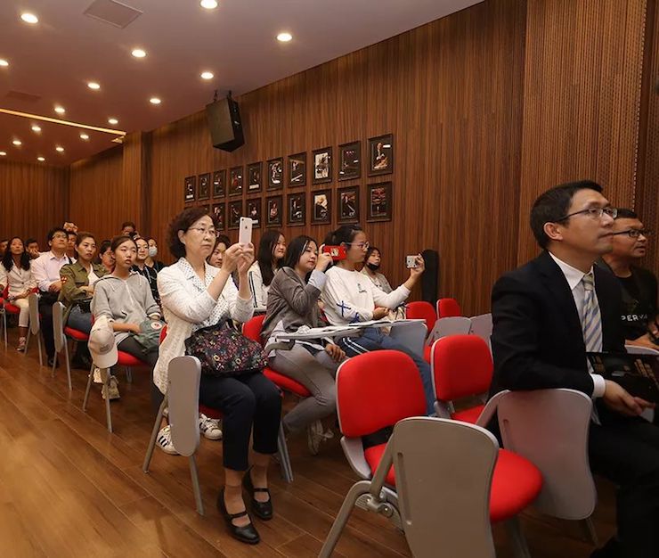 连云港利来w66钢琴旗舰体验店开业庆典暨利来w66艺术家鲍释贤钢琴独奏音乐会圆满落幕